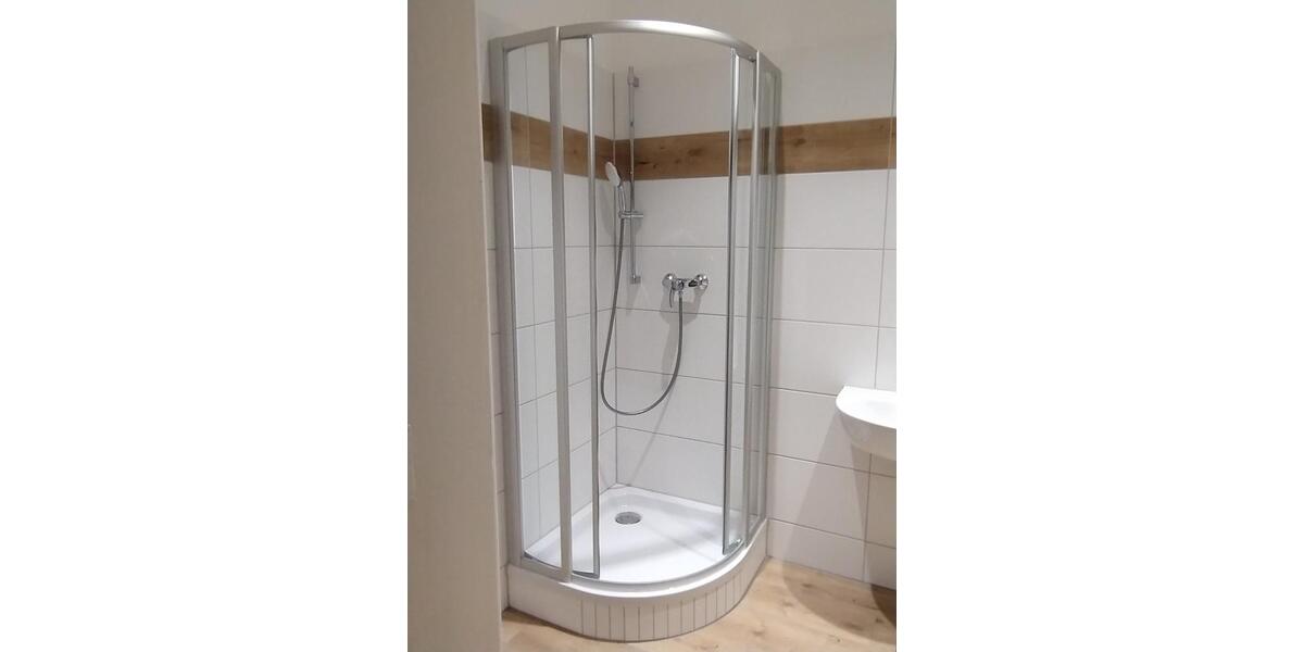 Etagenwohnung Hohenstein-Ernstthal Ernstthal - 5 Zimmer, 115 m&sup2;, 690&euro; | Angebot:24981268