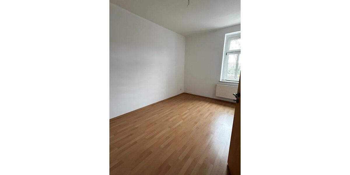 Etagenwohnung Zwickau Auerbach - 2 Zimmer, 58 m&sup2;, 330&euro; | Angebot:26637272