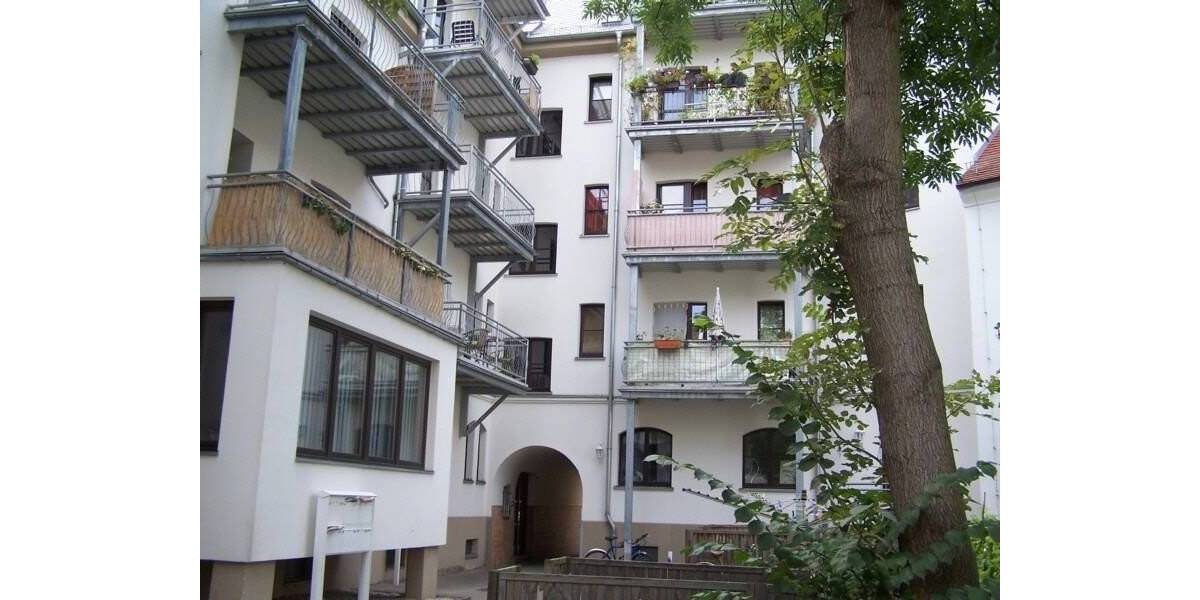 Etagenwohnung Zwickau Innenstadt - 3 Zimmer, 88 m&sup2;, 550&euro; | Angebot:25670162