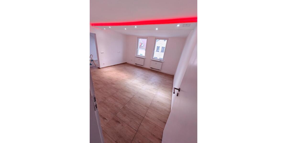 Dachgeschoßwohnung Crimmitschau - 3.5 Zimmer, 65 m&sup2;, 460&euro; | Angebot:25267386