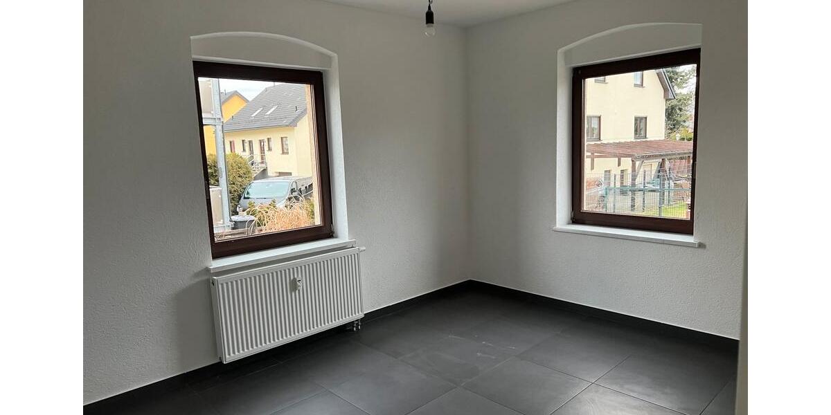 Erdgeschoßwohnung Limbach-Oberfrohna Oberfrohna - 2 Zimmer, 64 m&sup2;, 680&euro; | Angebot:24754217