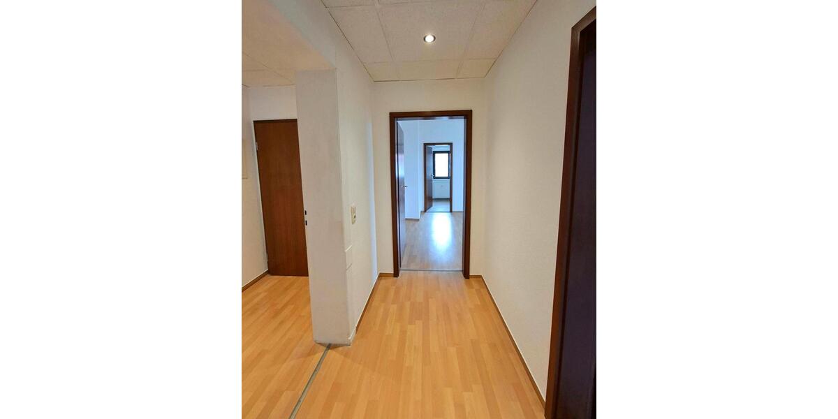 Etagenwohnung Gößnitz - 2 Zimmer, 58 m&sup2;, 450&euro; | Angebot:25382058