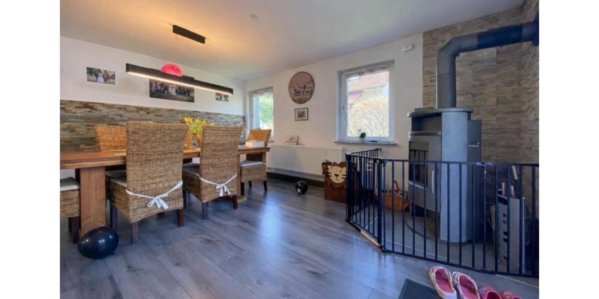 Bungalow Crimmitschau - 6 Zimmer, 170 m&sup2;, 240.000&euro; | Angebot:25231028