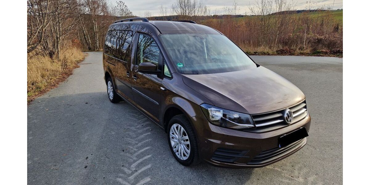 VW Caddy Maxi 129.000 km 19.990 &euro; Auerbach 08209