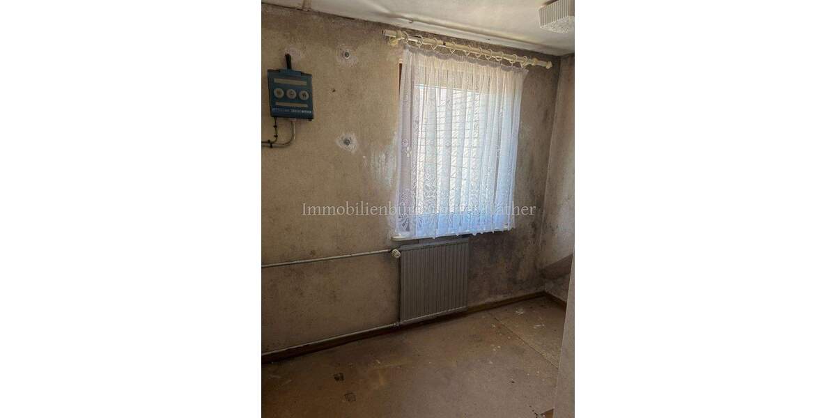 Einfamilienhaus Nobitz / Ehrenhain Ehrenhain - 5 Zimmer, 100 m&sup2;, 59.000&euro; | Angebot:25667931