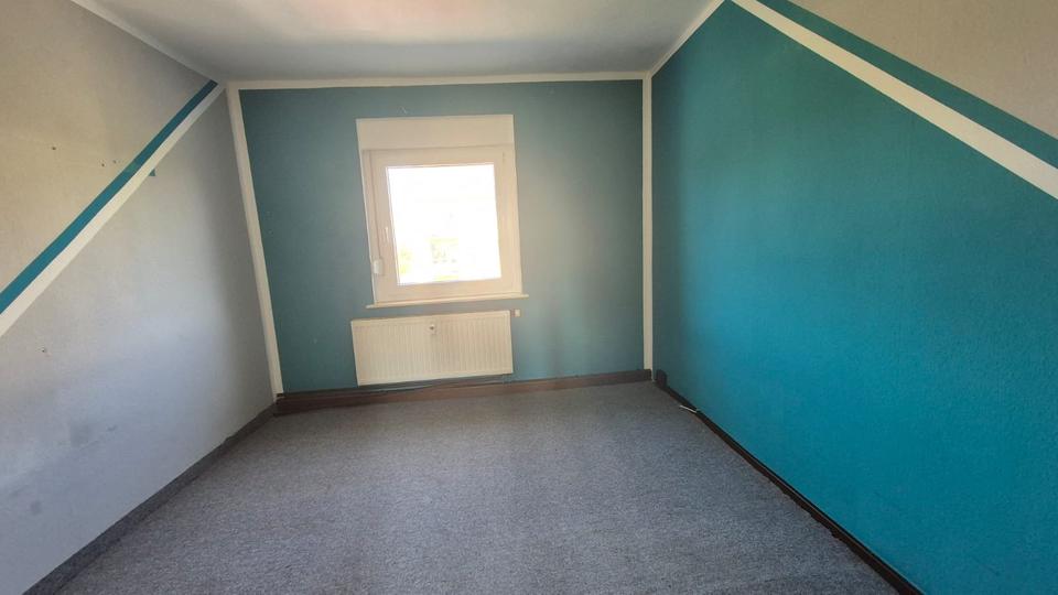 Etagenwohnung Elsterberg - 5 Zimmer, 63 m&sup2;, 300&euro; | Angebot:22688761