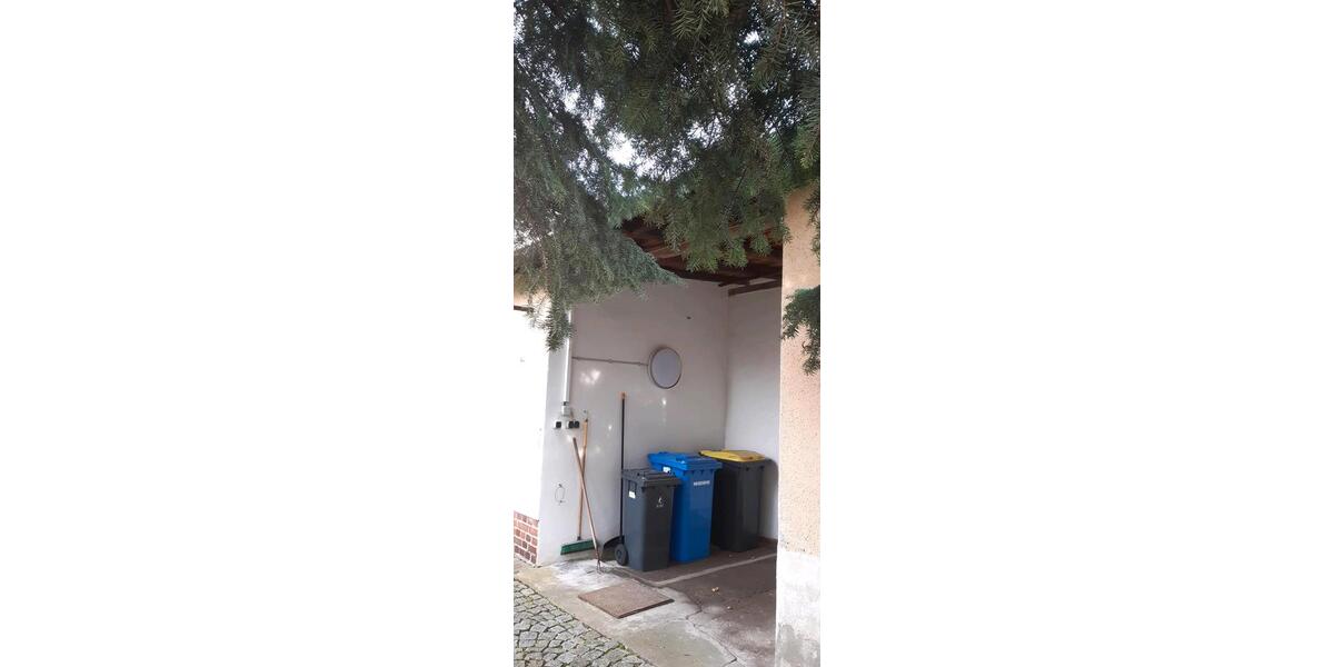 Reihenhaus Crimmitschau - 8 Zimmer, 130 m&sup2;, 89.000&euro; | Angebot:25339508