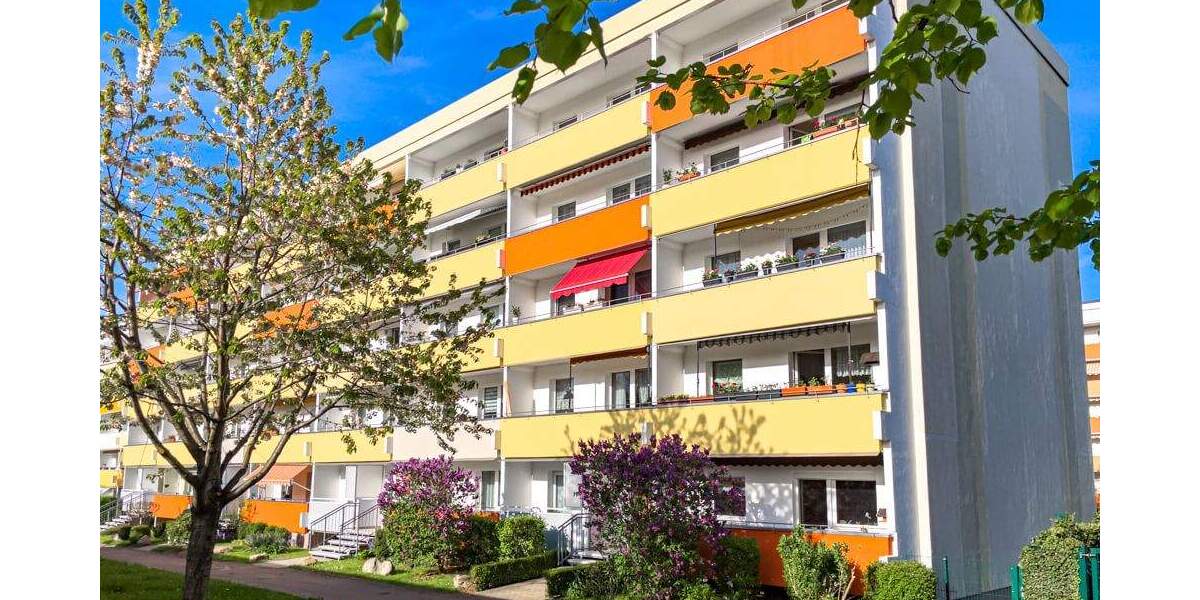 Etagenwohnung Zwickau Eckersbach - 3 Zimmer, 71 m&sup2;, 412&euro; | Angebot:25771300