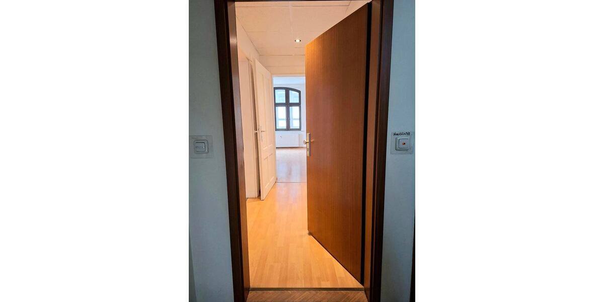 Etagenwohnung Gößnitz - 2 Zimmer, 58 m&sup2;, 450&euro; | Angebot:25382058