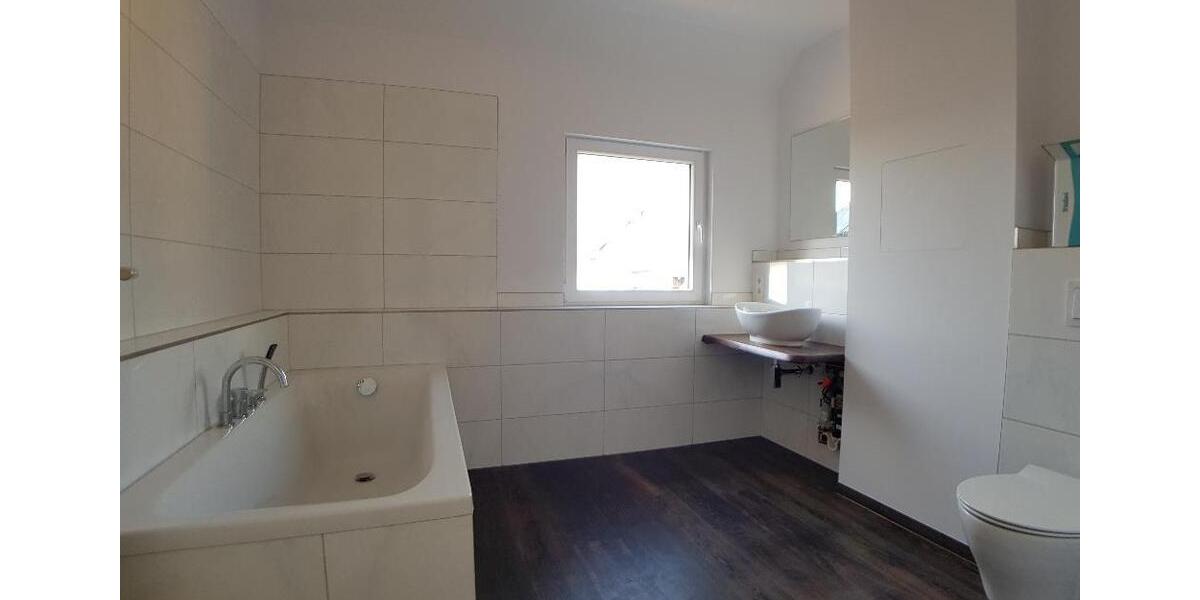 Etagenwohnung Hohenstein-Ernstthal Ernstthal - 4 Zimmer, 97 m&sup2;, 727&euro; | Angebot:20444552