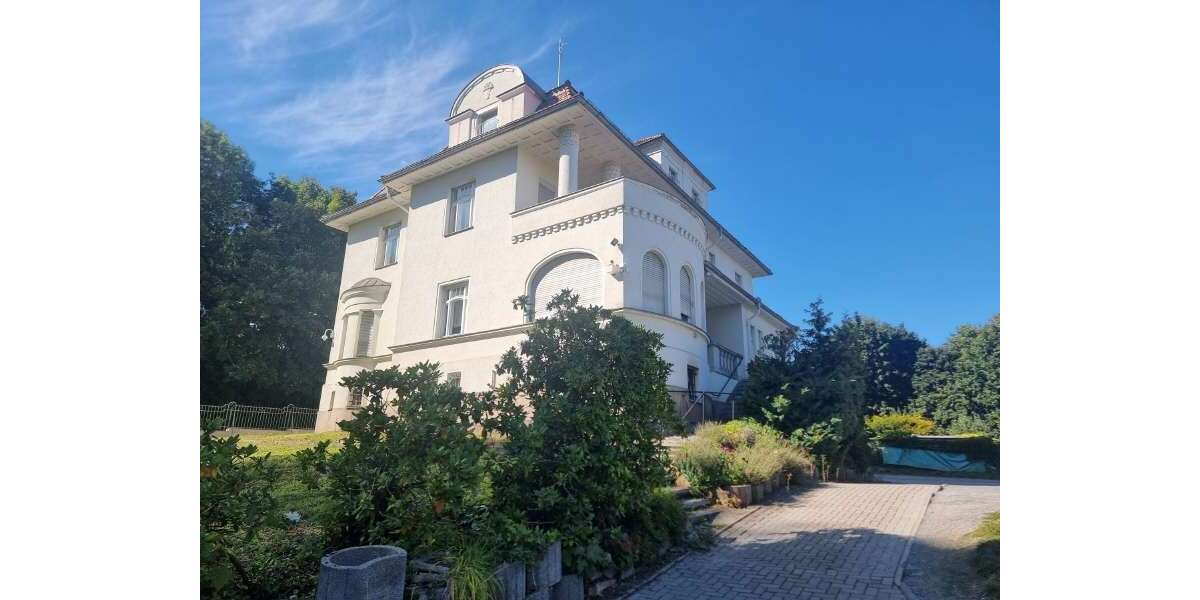 Einfamilienhaus Neukirchen - 12 Zimmer, 236 m&sup2;, 350.000&euro; | Angebot:25235690