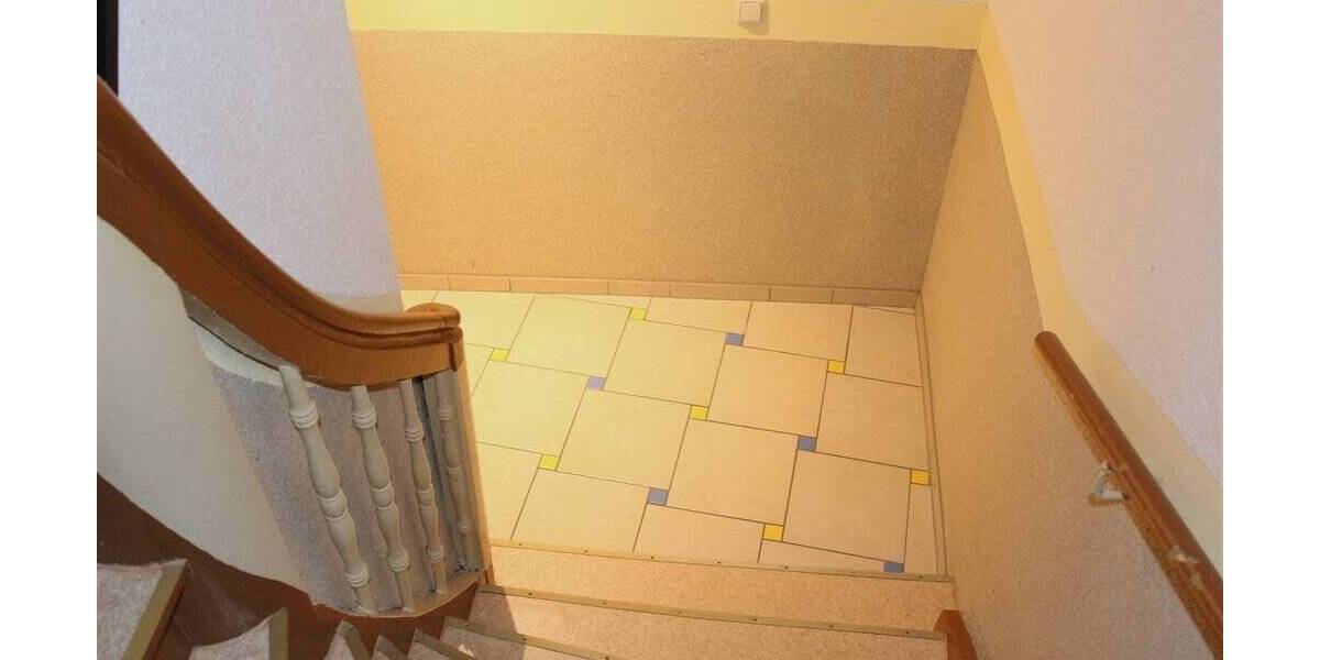 Mehrfamilienhaus, Wohnhaus Gößnitz - 7 Zimmer, 152 m&sup2;, 125.000&euro; | Angebot:25741235