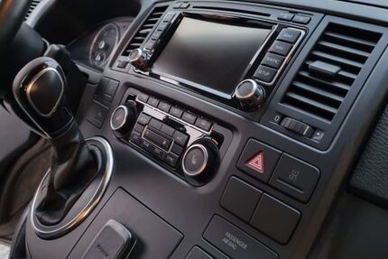 VW T5 Multivan 155.000 km 22.000 &euro; zwickau 08058