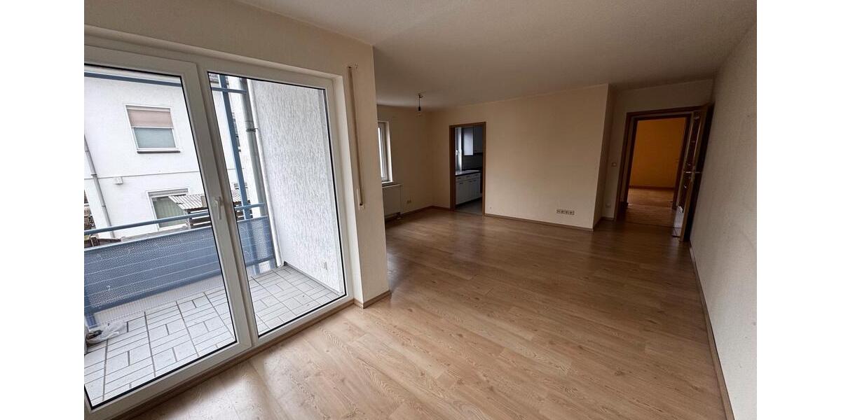 Hochparterre Rodewisch - 3 Zimmer, 65 m&sup2;, 70.000&euro; | Angebot:24850923