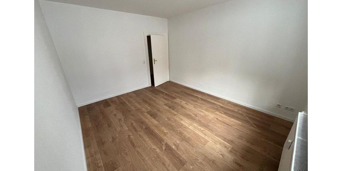 Etagenwohnung Glauchau - 2 Zimmer, 53 m&sup2;, 310&euro; | Angebot:25106967