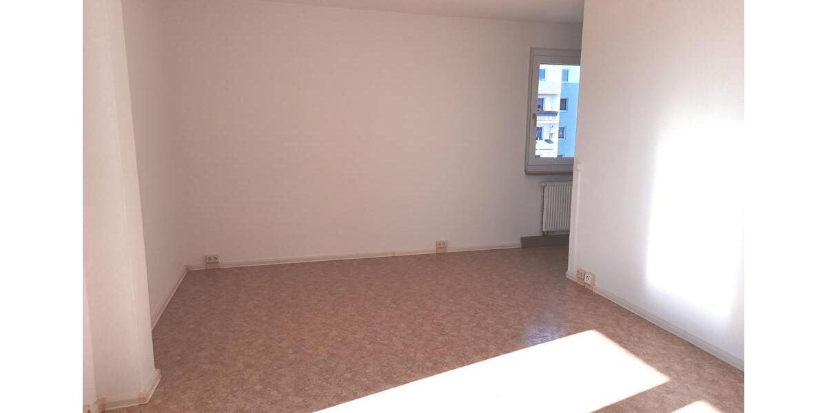 Etagenwohnung Crimmitschau - 1 Zimmer, 35 m&sup2;, 209&euro; | Angebot:25919817