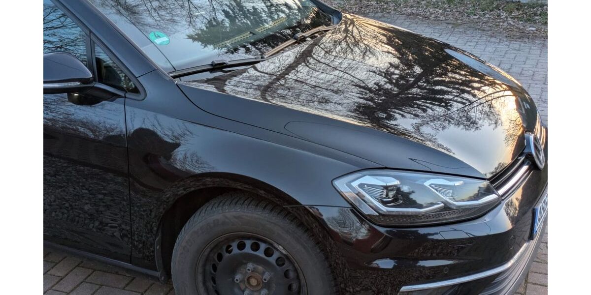 VW Golf 124.500 km 10.900 &euro; Schmölln 04626