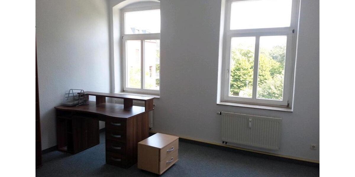 Etagenwohnung Zwickau - 2 Zimmer, 45 m&sup2;, 225&euro; | Angebot:25934615