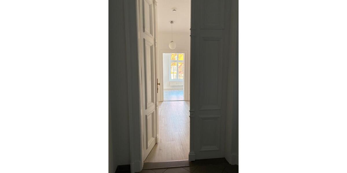 Etagenwohnung Zwickau - 3 Zimmer, 85 m&sup2;, 595&euro; | Angebot:25311291