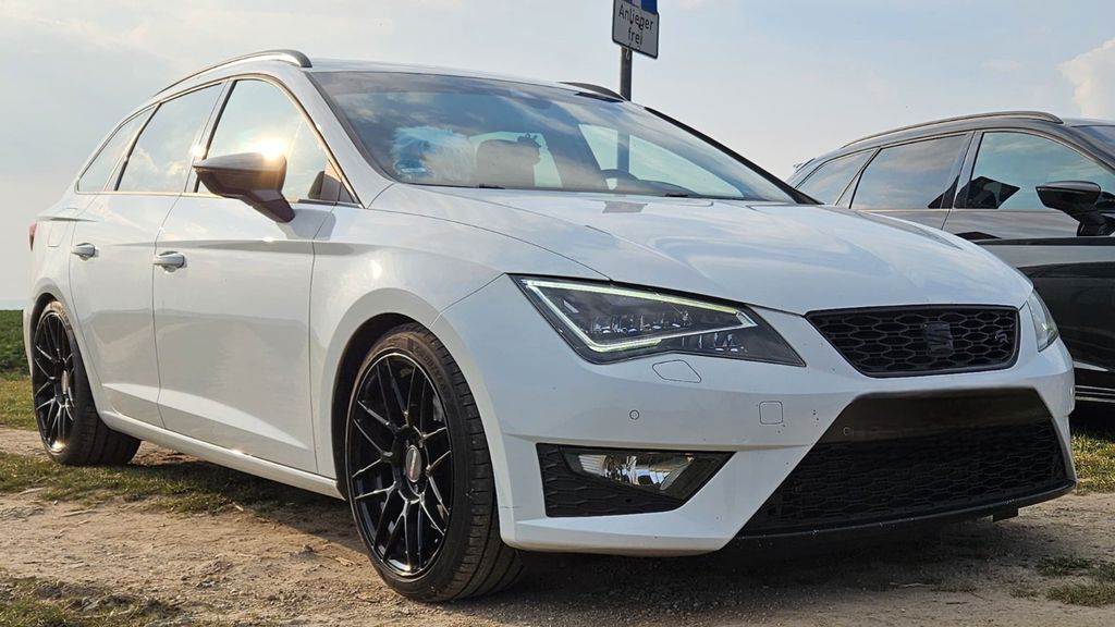Seat Leon 186.000 km 12.490 &euro; Zwickau 08058