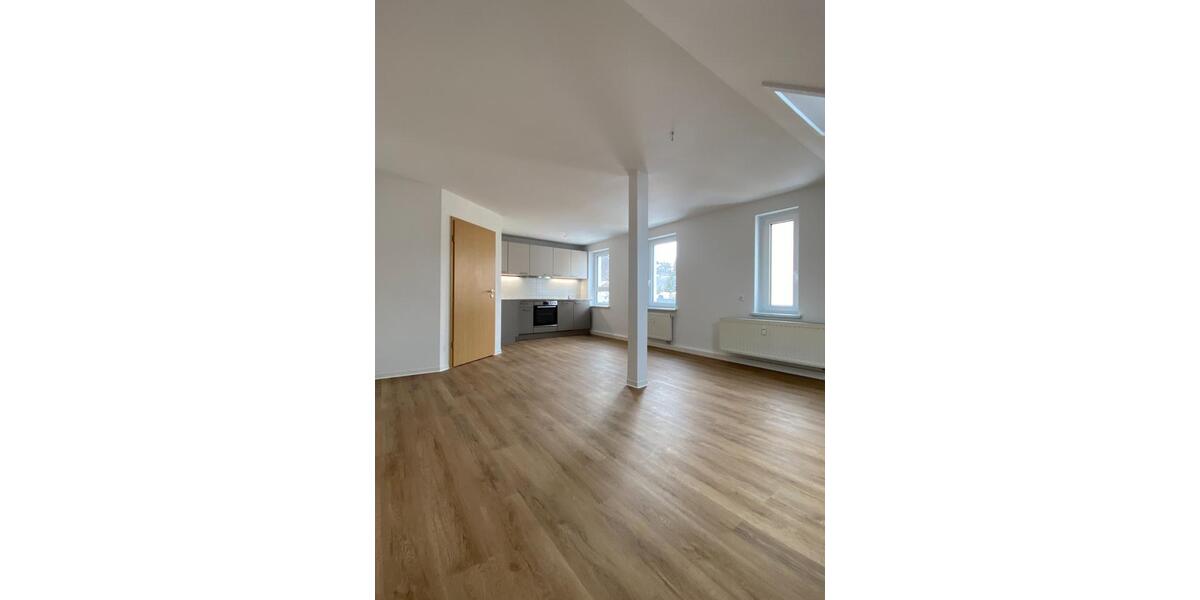 Dachgeschoßwohnung Schönheide - 2 Zimmer, 53 m&sup2;, 424&euro; | Angebot:25381771