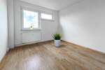 Etagenwohnung Zwickau Eckersbach - 3 Zimmer, 55 m&sup2;, 330&euro; | Angebot:25733945