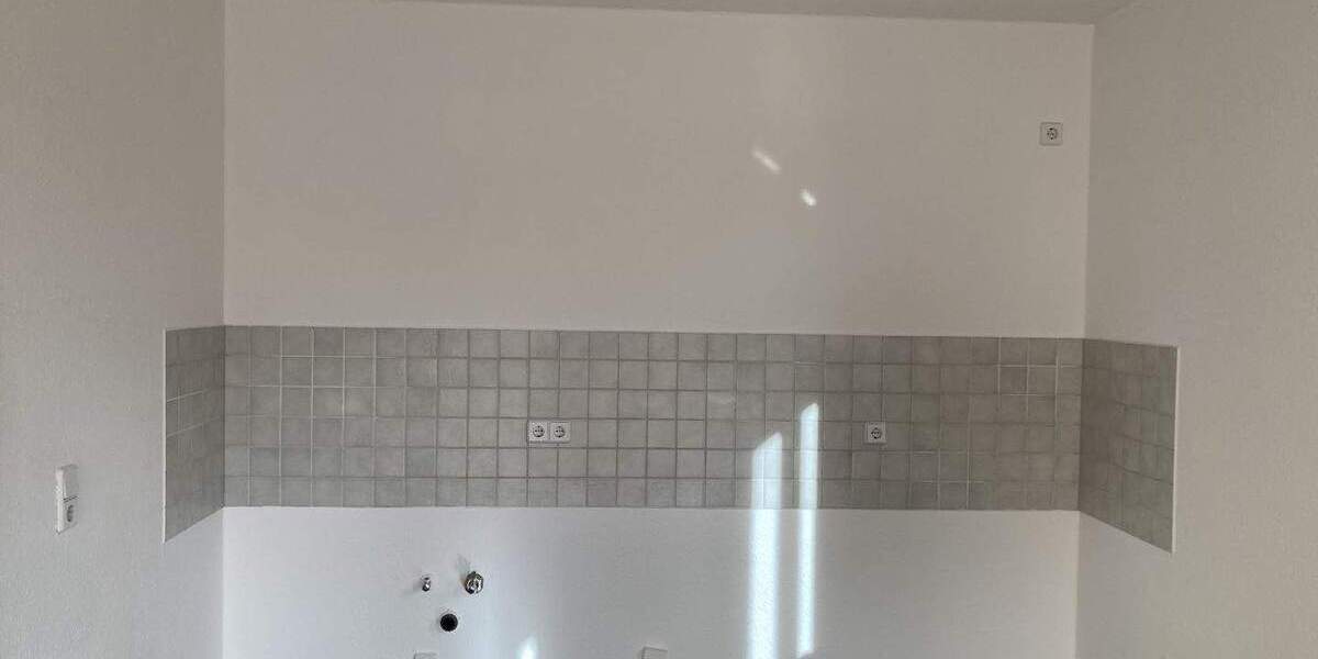 Etagenwohnung Zwickau Innenstadt - 3 Zimmer, 77 m&sup2;, 105.000&euro; | Angebot:25707420