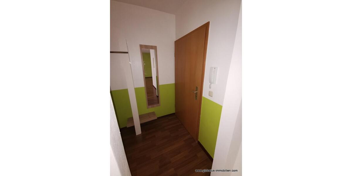 Etagenwohnung Zwickau - 3 Zimmer, 82 m&sup2;, 410&euro; | Angebot:25871110