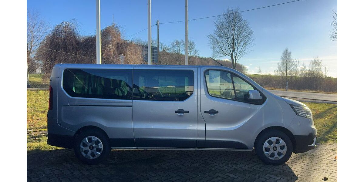 Renault Trafic 2.500 km 37.990 &euro; Heinsdorfergrund 08468