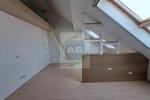 Dachgeschoßwohnung Zwickau - 3 Zimmer, 101 m&sup2;, 749&euro; | Angebot:26004595