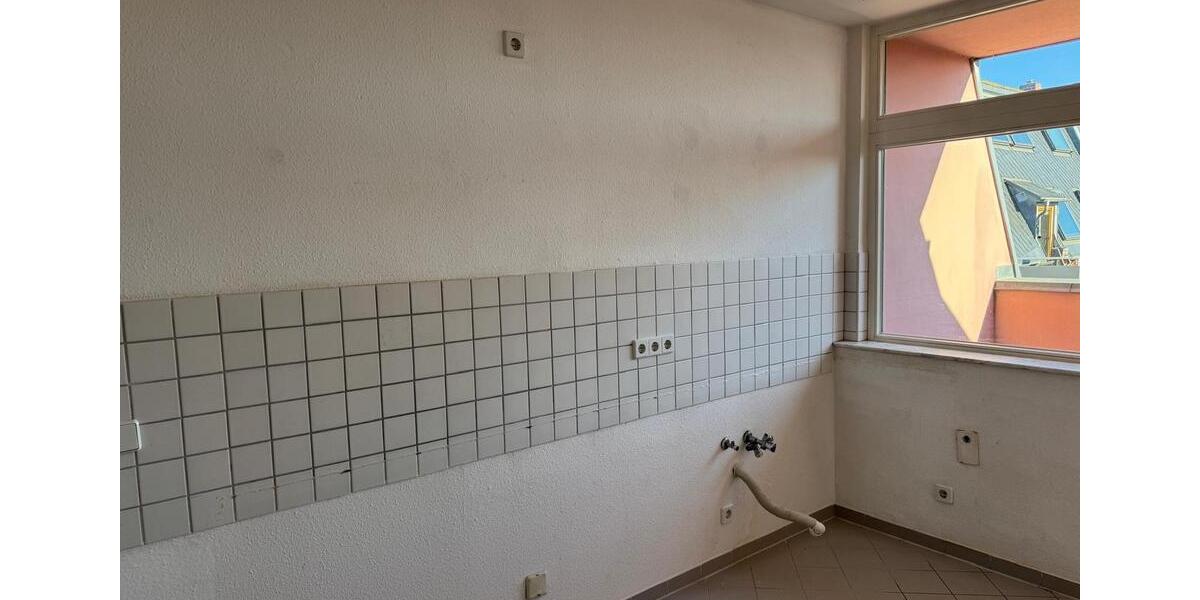 Dachgeschoßwohnung Zwickau Zwickau-Nord - 3 Zimmer, 60 m&sup2;, 370&euro; | Angebot:25377471
