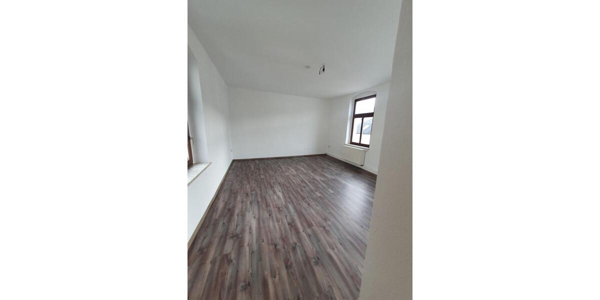 Etagenwohnung Eibenstock - 2 Zimmer, 65 m&sup2;, 290&euro; | Angebot:25810292