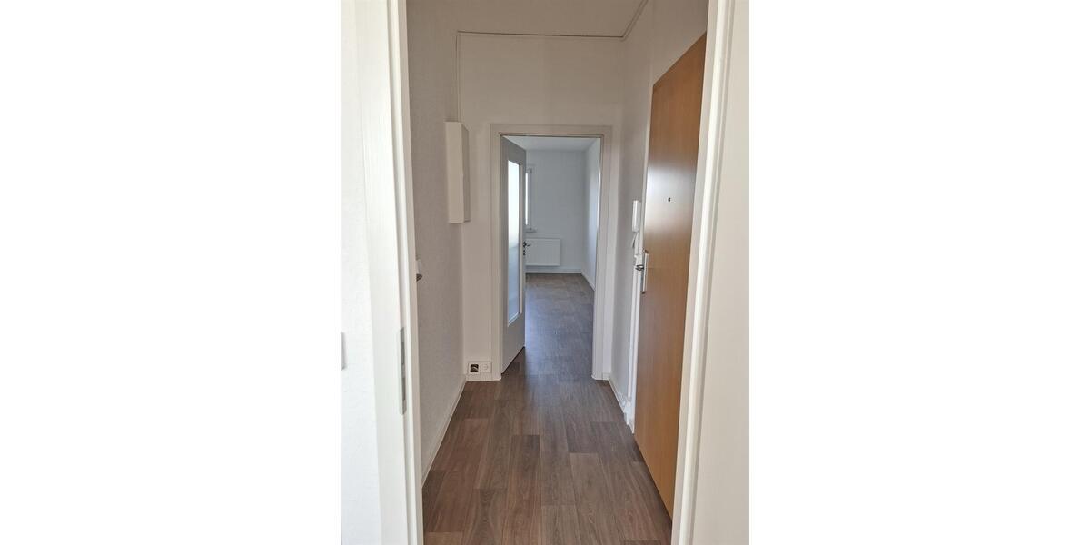 Etagenwohnung Glauchau - 3 Zimmer, 55 m&sup2;, 350&euro; | Angebot:25591471