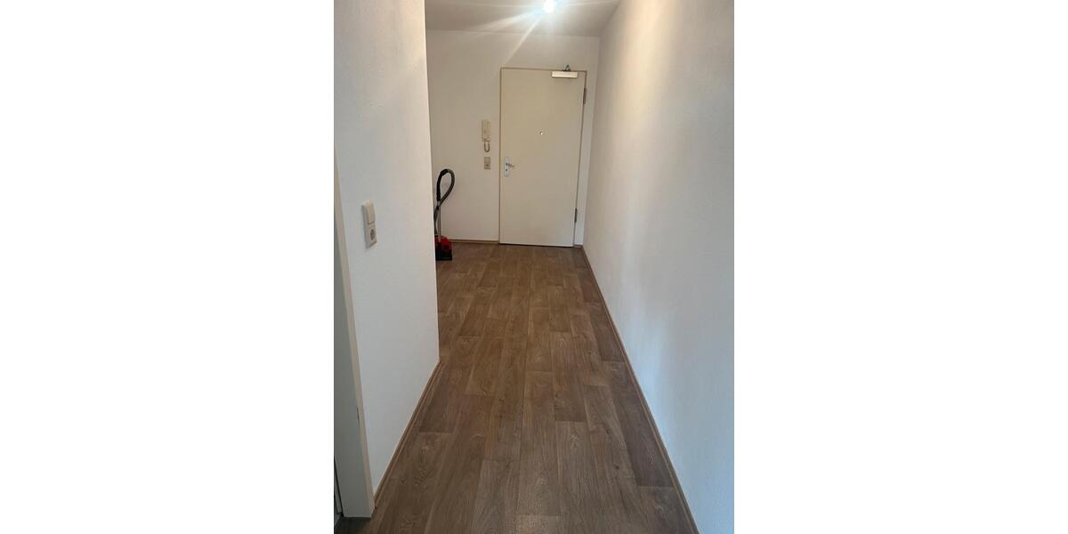 Dachgeschoßwohnung Zwickau Zwickau-West - 1 Zimmer, 55 m&sup2;, 450&euro; | Angebot:14515536