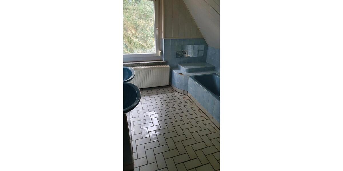 Einfamilienhaus Hohenstein-Ernstthal Ernstthal - 4 Zimmer, 124 m&sup2;, 150.000&euro; | Angebot:26952204