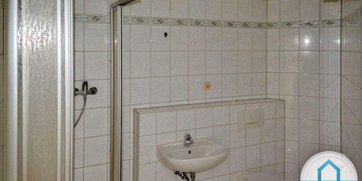 Etagenwohnung Zwickau Marienthal - 2 Zimmer, 60 m&sup2;, 403&euro; | Angebot:26015757