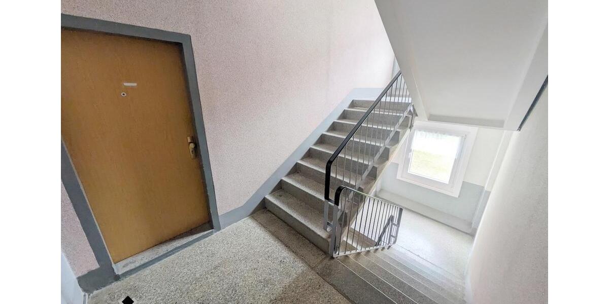 Etagenwohnung Limbach-Oberfrohna Oberfrohna - 2 Zimmer, 51 m&sup2;, 327&euro; | Angebot:26008249