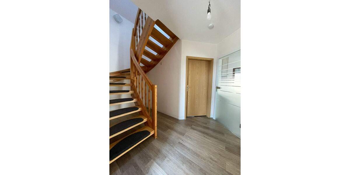 Einfamilienhaus Meerane - 5 Zimmer, 114 m&sup2;, 299.000&euro; | Angebot:25666436