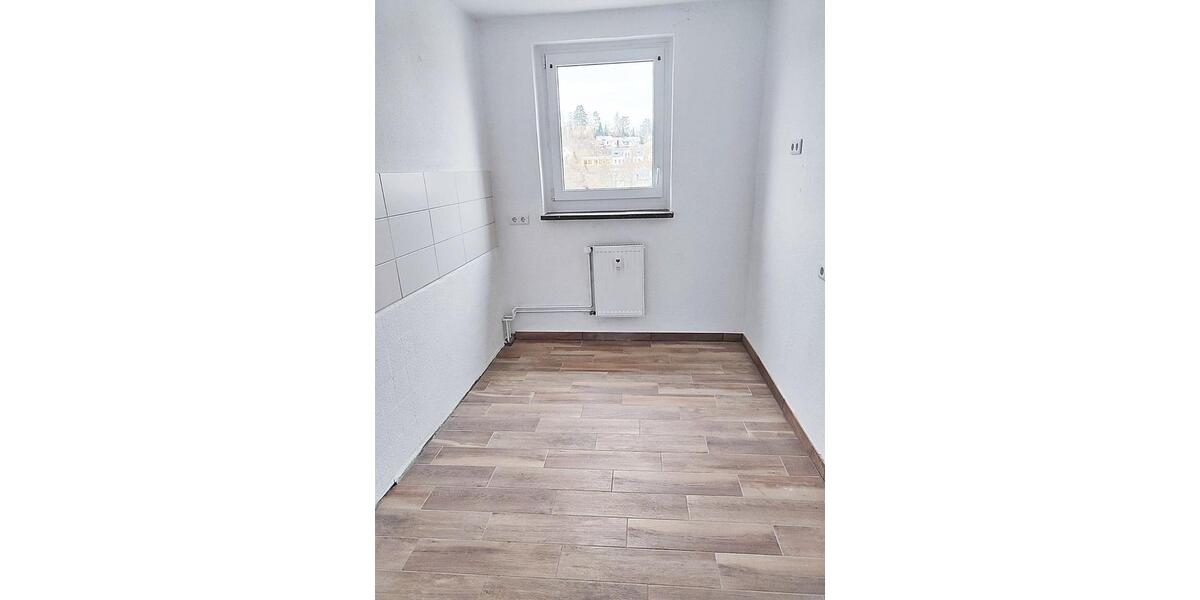 Etagenwohnung Elsterberg - 3 Zimmer, 59 m&sup2;, 295&euro; | Angebot:25650098