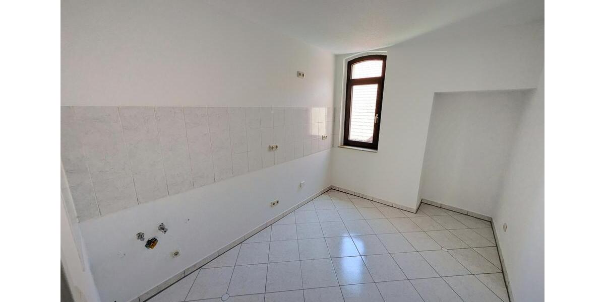 Etagenwohnung Zwickau - 3 Zimmer, 68 m&sup2;, 410&euro; | Angebot:25945671