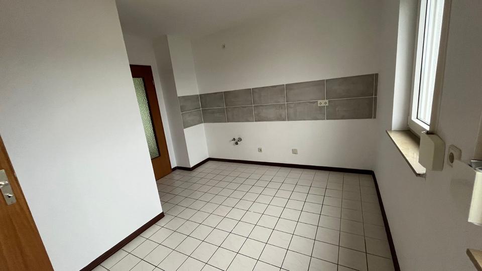Etagenwohnung Zwickau Auerbach - 3 Zimmer, 78 m&sup2;, 504&euro; | Angebot:19815860