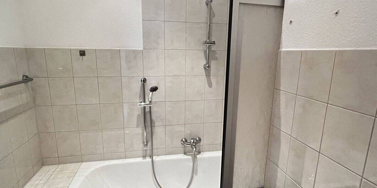 Etagenwohnung Kirchberg Burkersdorf - 2 Zimmer, 41 m&sup2;, 34.000&euro; | Angebot:25707505