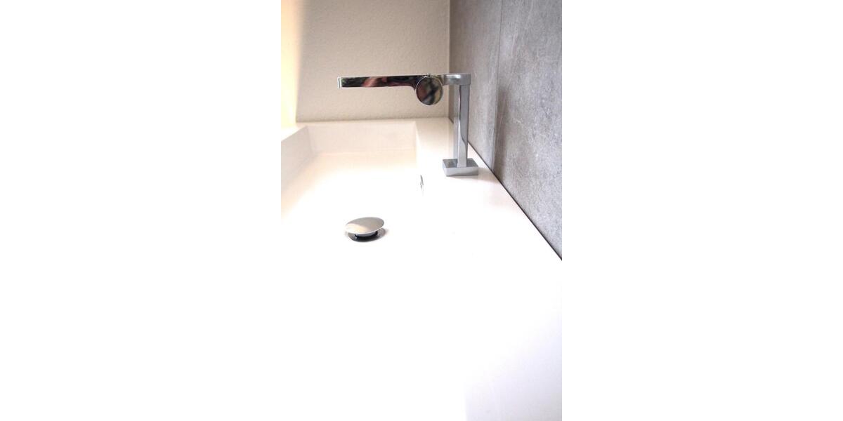 Erdgeschoßwohnung Crimmitschau - 2 Zimmer, 49 m&sup2;, 450&euro; | Angebot:25340940