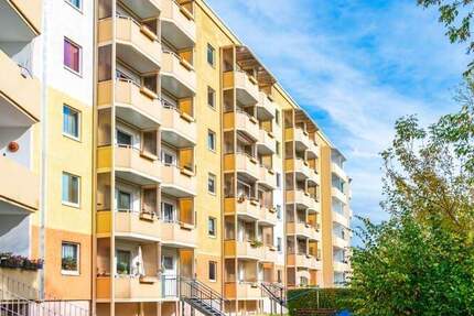 Wohnung Zwickau Eckersbach - 3 Zimmer, 69 m&sup2;, 414&euro; | Angebot:25676702