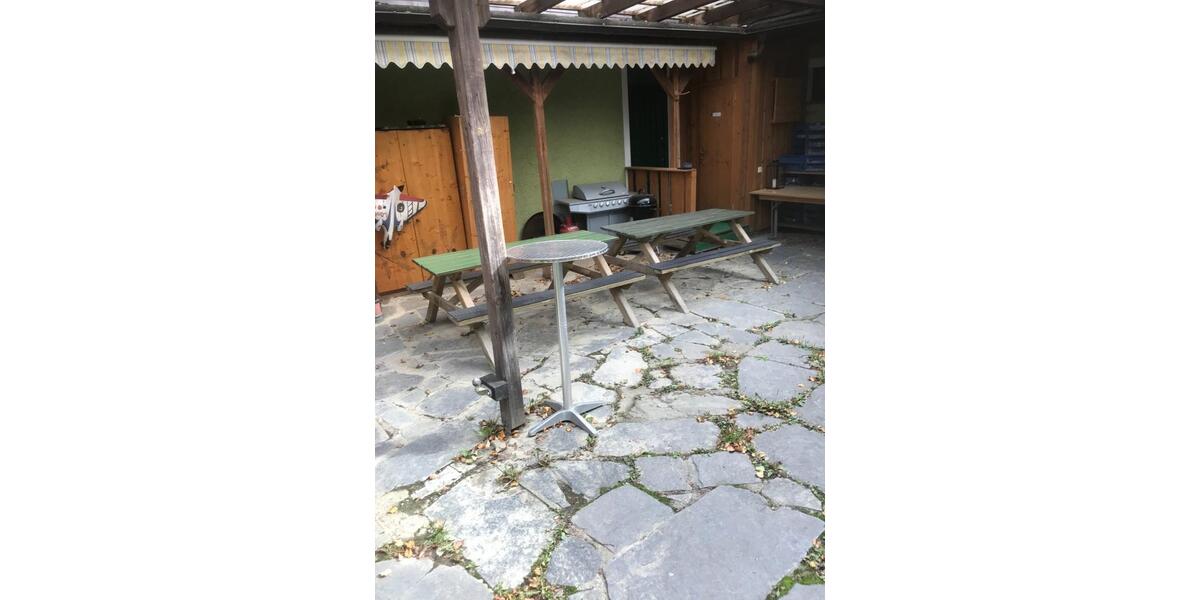 Erdgeschoßwohnung Reichenbach im Vogtland - 1 Zimmer, 30 m&sup2;, 180&euro; | Angebot:24842382