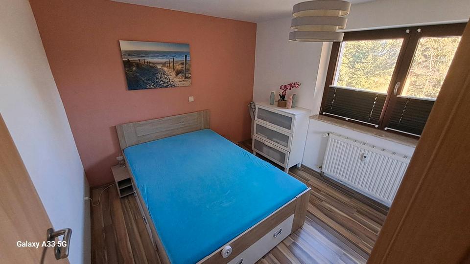 Etagenwohnung Waldenburg - 3 Zimmer, 71 m&sup2;, 620&euro; | Angebot:25308480