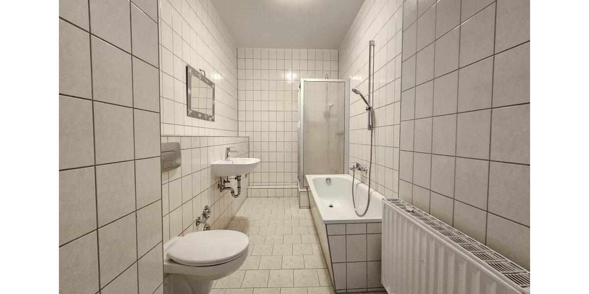 Etagenwohnung Aue-Bad Schlema Bad Schlema - 3 Zimmer, 83 m&sup2;, 454&euro; | Angebot:25867464