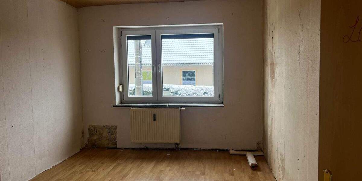 Mehrfamilienhaus, Wohnhaus Stollberg/Erzgeb. Stollberg - 1 Zimmer, 260 m&sup2;, 89.000&euro; | Angebot:25695872