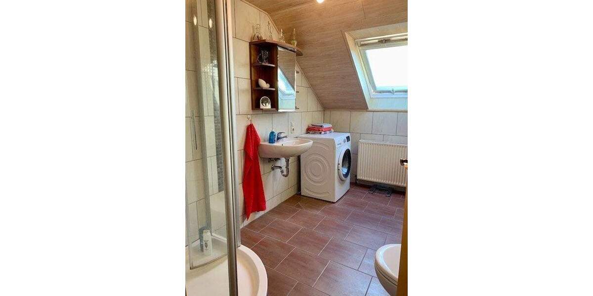 Reihenmittelhaus Reichenbach - 6 Zimmer, 161 m&sup2;, 125.000&euro; | Angebot:25864350