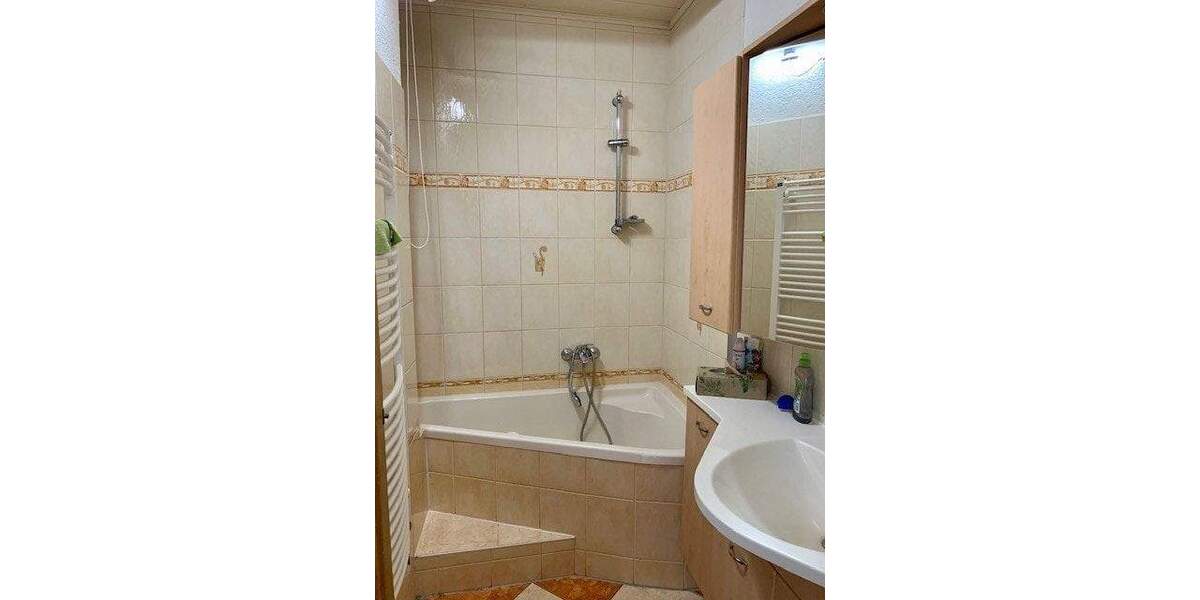 Einfamilienhaus Lengenfeld Schönbrunn - 6 Zimmer, 130 m&sup2;, 210.000&euro; | Angebot:25686167